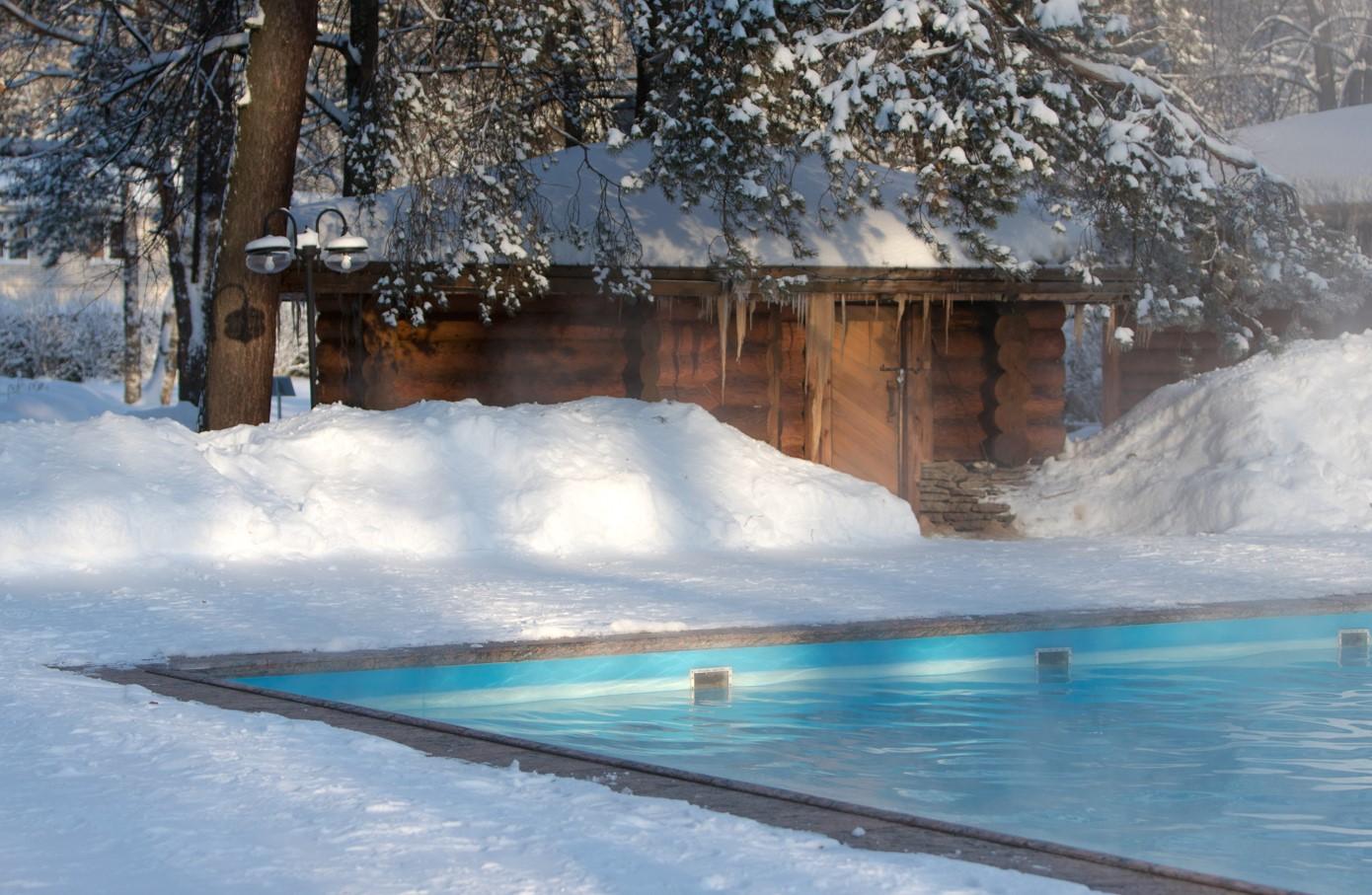 Effective Pool and Spa Winterization