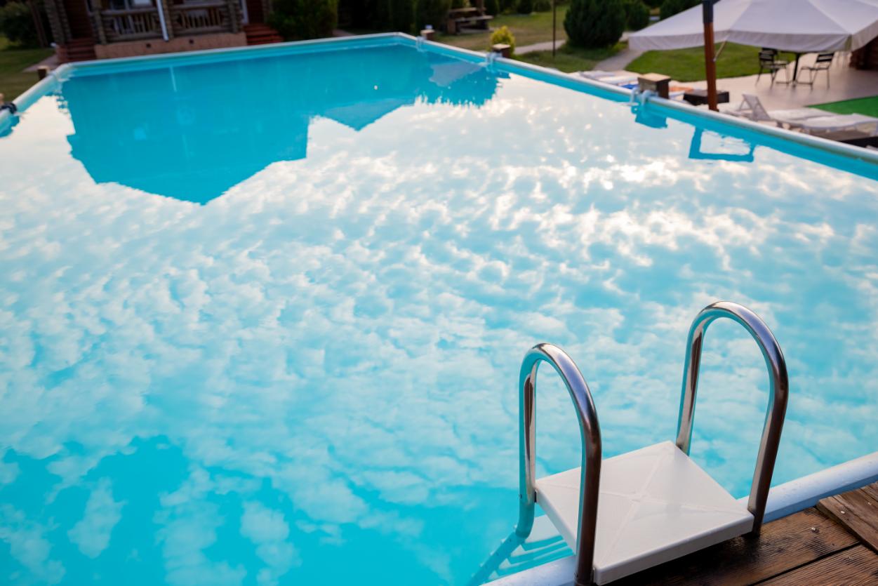 Reducing Pool Water Evaporation