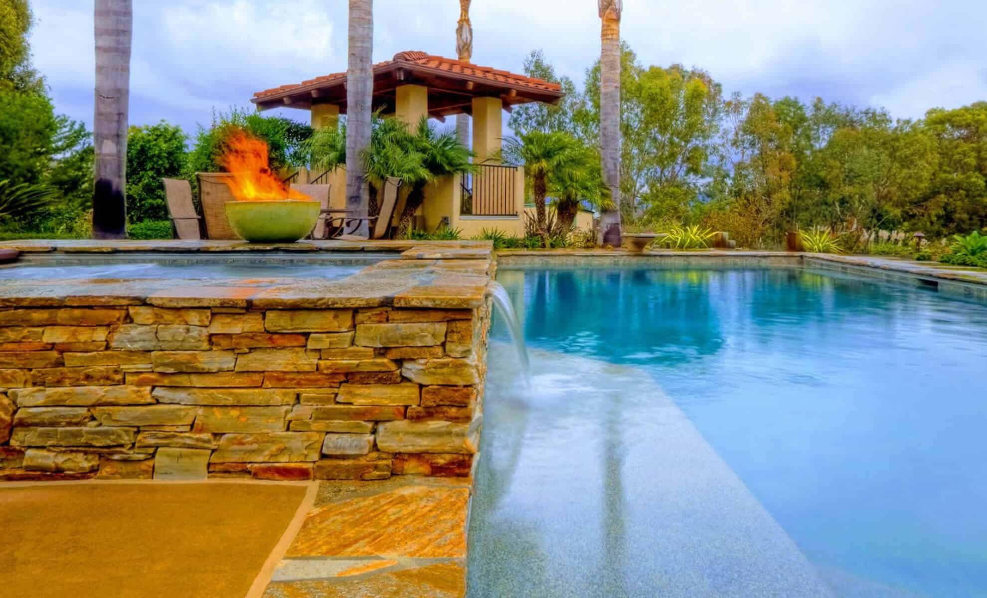 imgi_12_Del-Rancho-Pools-Modern-Pool-Portfolio-03