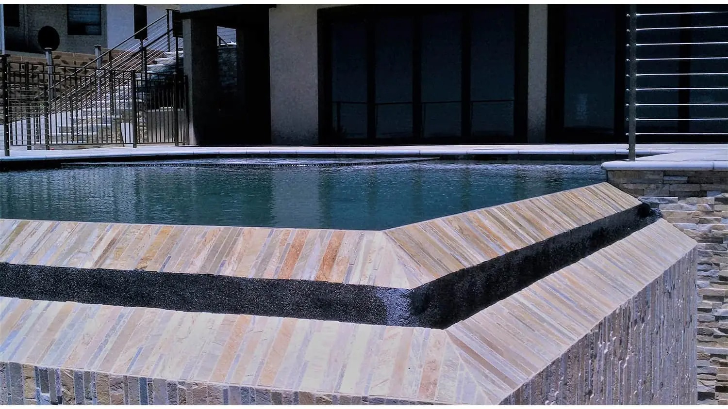 imgi_28_Modern-Pools-by-Del-Rancho-Pools_J